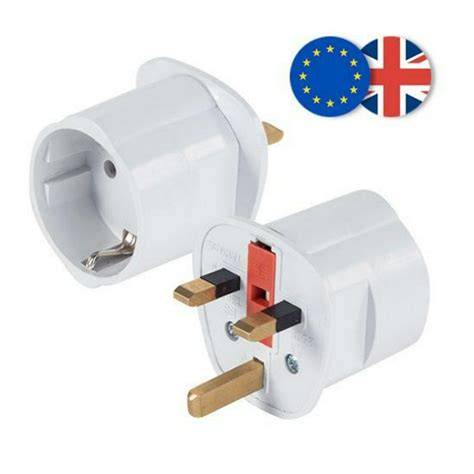 Adaptador enchufe ingles PenalbaWeb.com