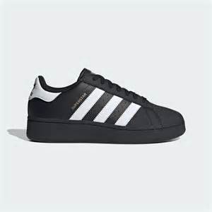 Adidas black PenalbaWeb.com