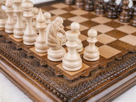 Ajedrez tallado PenalbaWeb.com