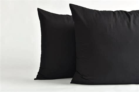 Almohada negro PenalbaWeb.com
