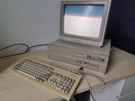 Amiga 2000 PenalbaWeb.com