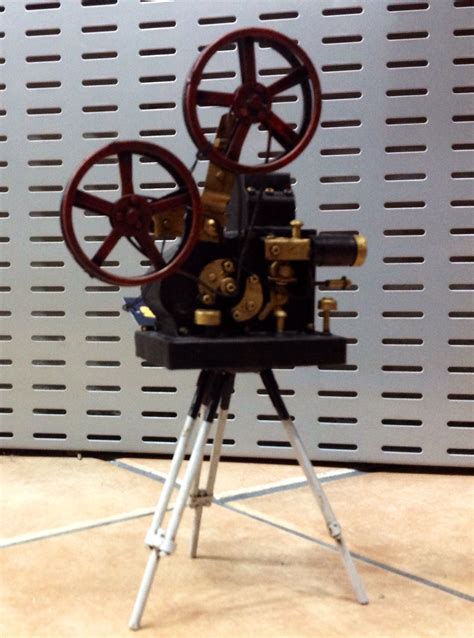 Antiguo proyector PenalbaWeb.com
