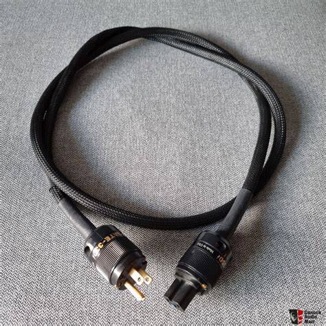 Audio power cable PenalbaWeb.com
