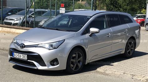 Baca toyota avensis PenalbaWeb.com