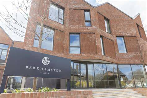 Berkhamsted PenalbaWeb.com