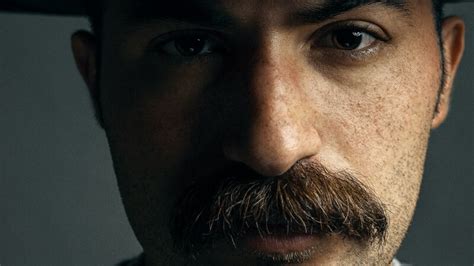 Bigote PenalbaWeb.com