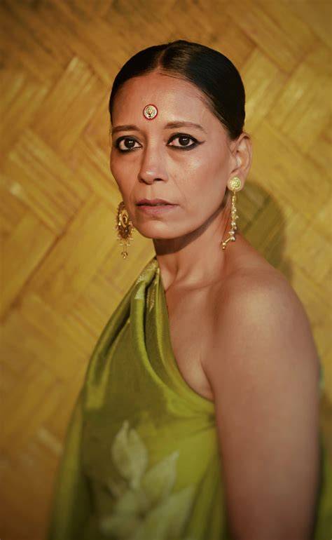 Bindi PenalbaWeb.com
