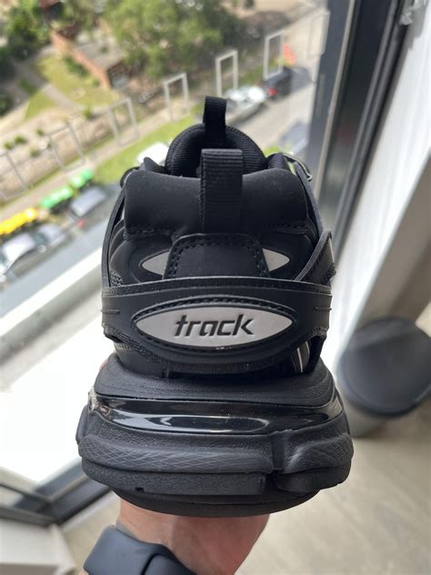 Black tracks PenalbaWeb.com