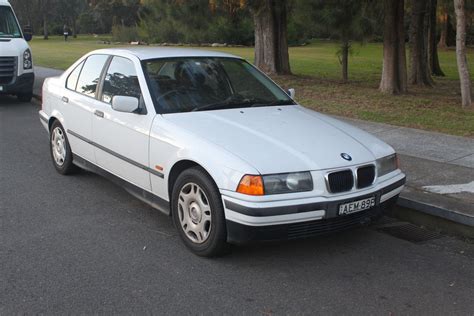 Bmw 318i e36 PenalbaWeb.com