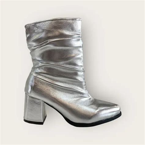 Botas plateadas PenalbaWeb.com