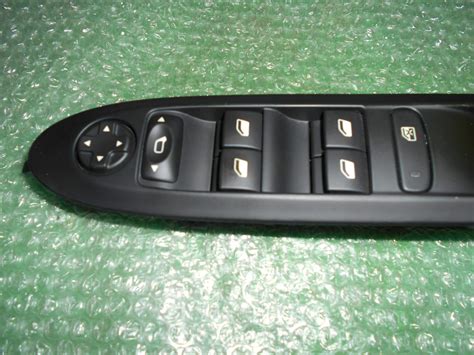 Botonera elevalunas citroen c4 PenalbaWeb.com