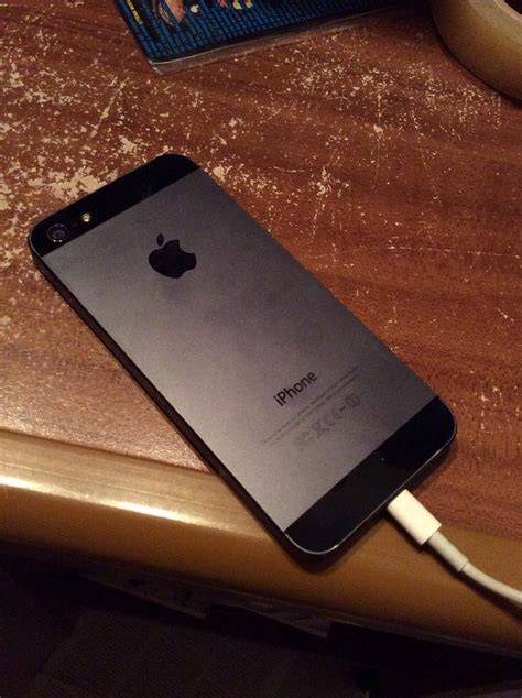 Busco iphone 5 PenalbaWeb.com