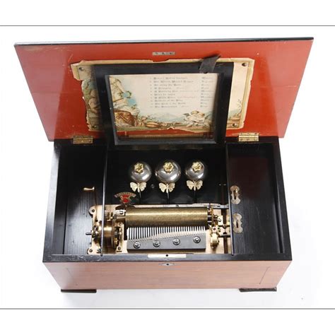Caja musica antigua PenalbaWeb.com
