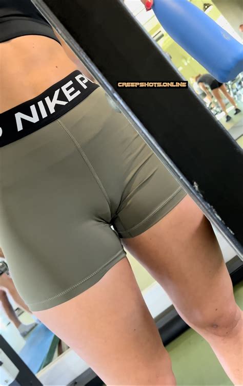 Cameltoe PenalbaWeb.com