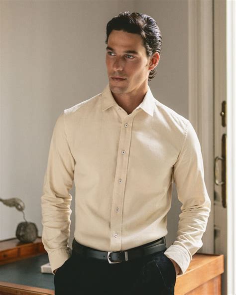 Camisas beige PenalbaWeb.com