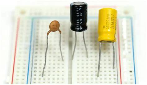 Capacitores PenalbaWeb.com
