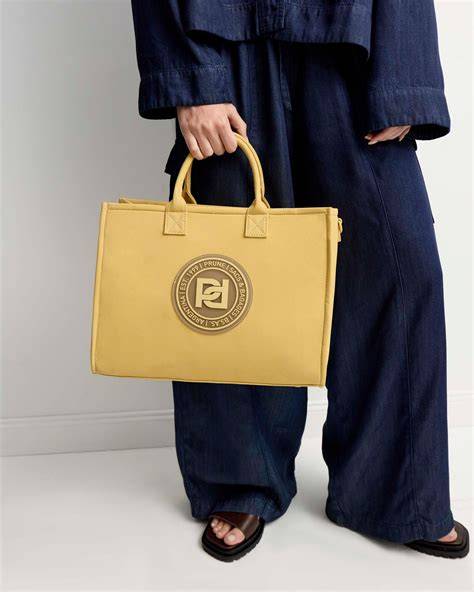 Cartera mano beige PenalbaWeb.com