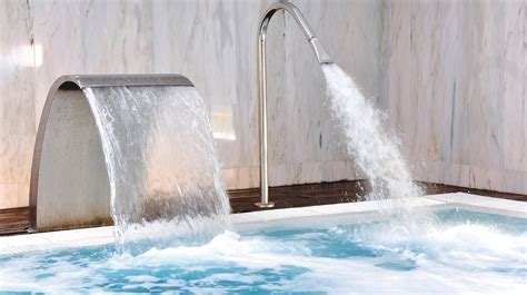 Chorro masaje para piscina PenalbaWeb.com
