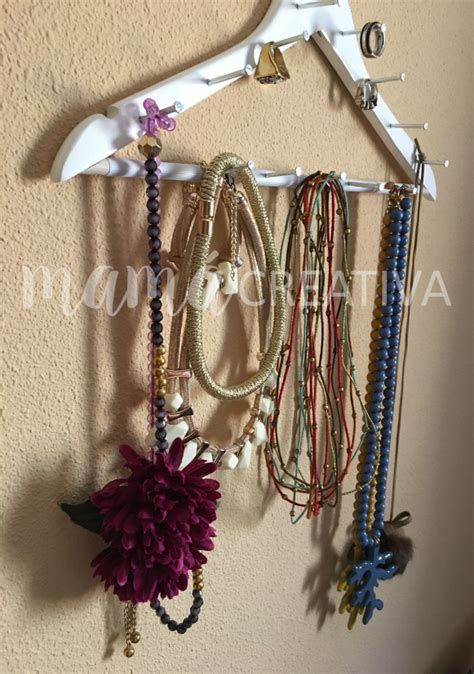 Cuelga collares PenalbaWeb.com