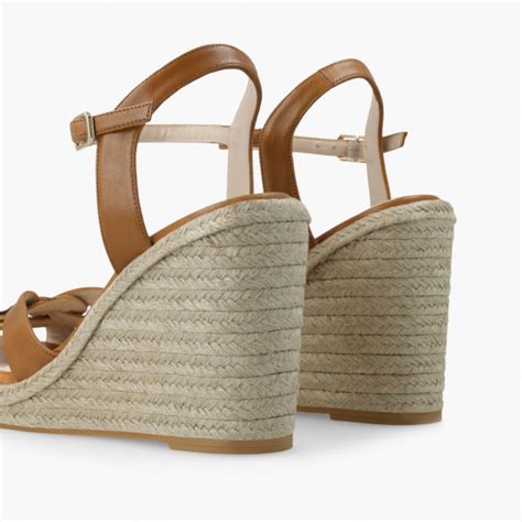 Cunas marrones PenalbaWeb.com