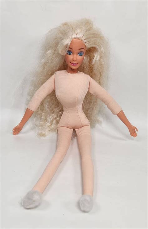 Doll nude body PenalbaWeb.com
