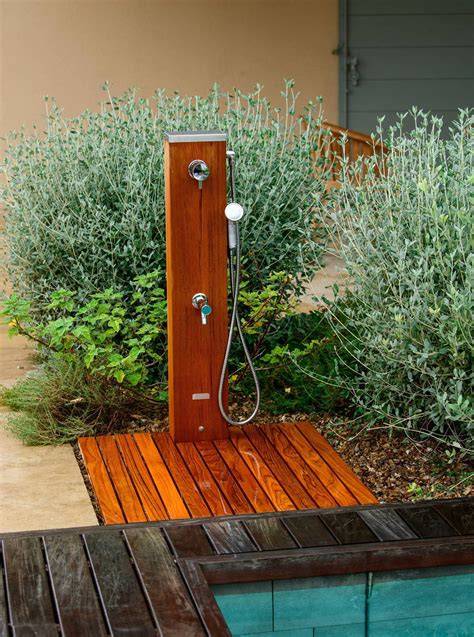 Ducha exterior PenalbaWeb.com