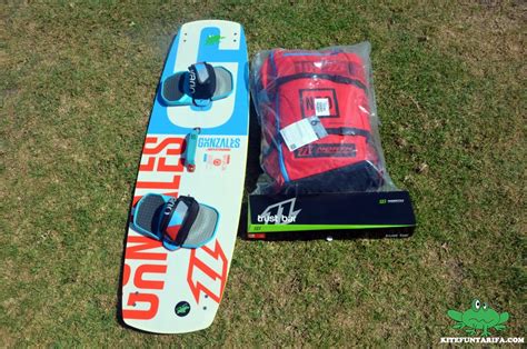 Equipo kitesurf PenalbaWeb.com
