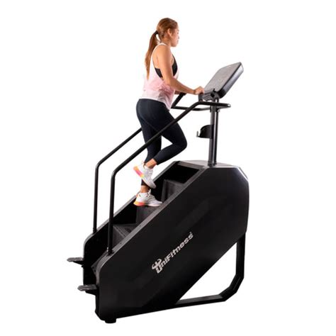 Escaleras gimnasio PenalbaWeb.com