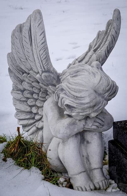 Escultura angel PenalbaWeb.com