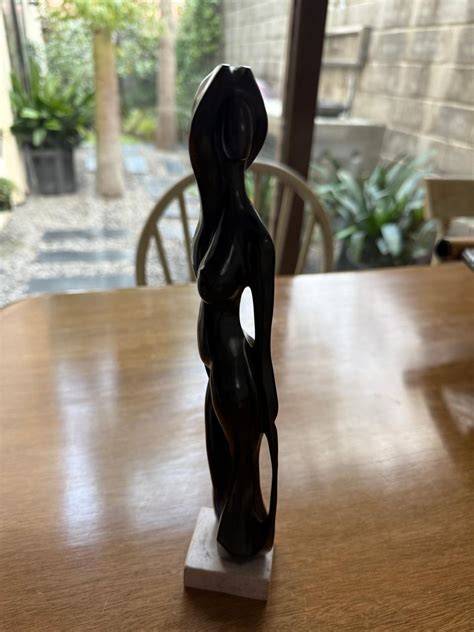 Escultura ebano PenalbaWeb.com