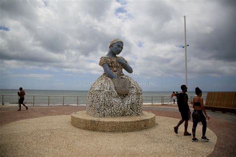 Escultura salvador PenalbaWeb.com