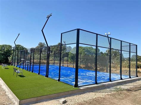 Fabricacion pista padel PenalbaWeb.com