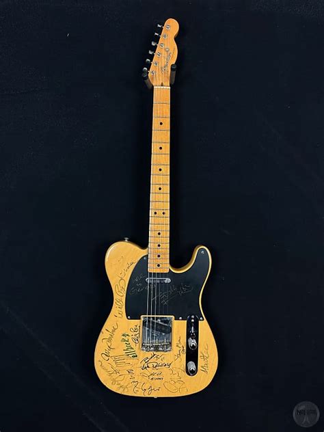 Fender 52 PenalbaWeb.com