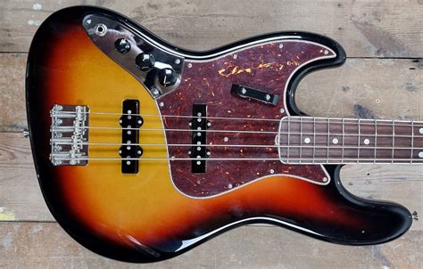 Fender jazz bass vintage PenalbaWeb.com