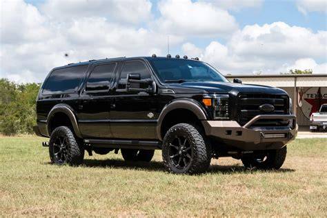 Ford excursion PenalbaWeb.com