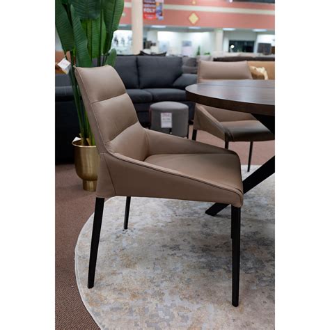 Foto sillas piel PenalbaWeb.com