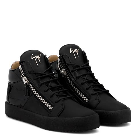 Giuseppe zanotti PenalbaWeb.com