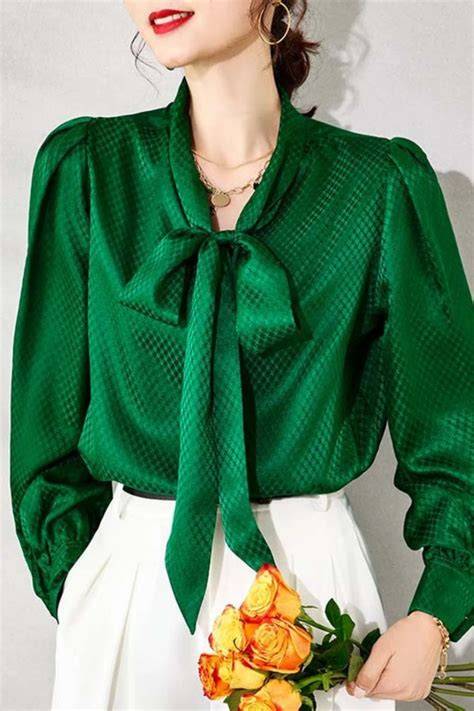 Green blouse PenalbaWeb.com