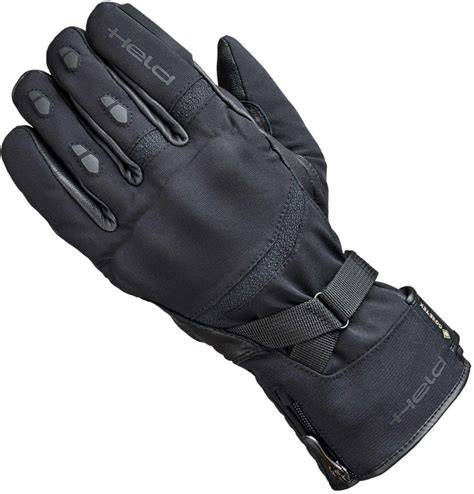 Guantes held PenalbaWeb.com