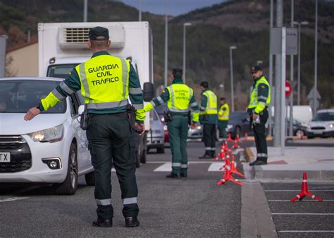 Guardia civil trafico PenalbaWeb.com