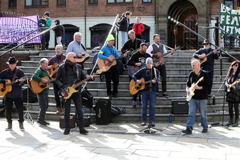 Guitar belfast PenalbaWeb.com