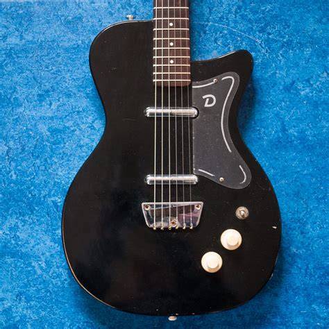 Guitarra danelectro PenalbaWeb.com