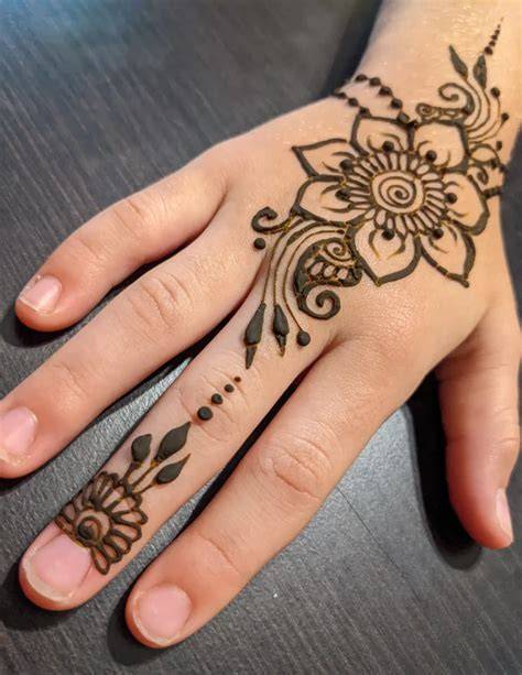 Henna tattoo PenalbaWeb.com