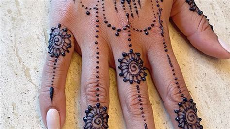 Henna PenalbaWeb.com