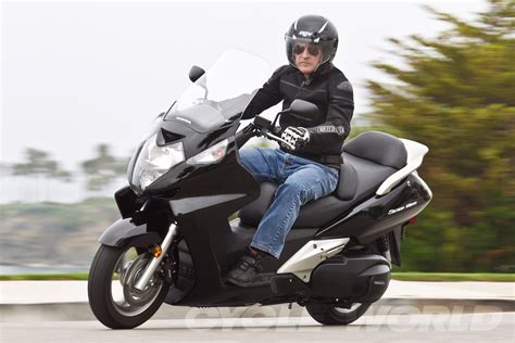 Honda silver wing 600 PenalbaWeb.com