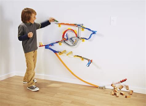Hot wheels wall tracks PenalbaWeb.com