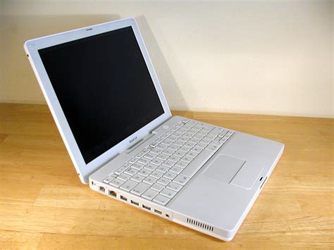 Ibook g4 apple PenalbaWeb.com