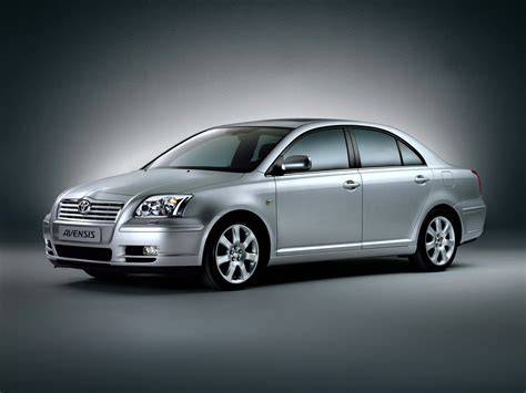 Interfaces toyota avensis PenalbaWeb.com