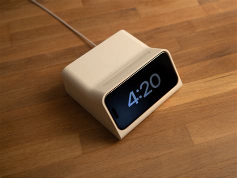Iphone dock PenalbaWeb.com