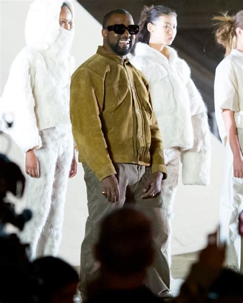 Kanye PenalbaWeb.com